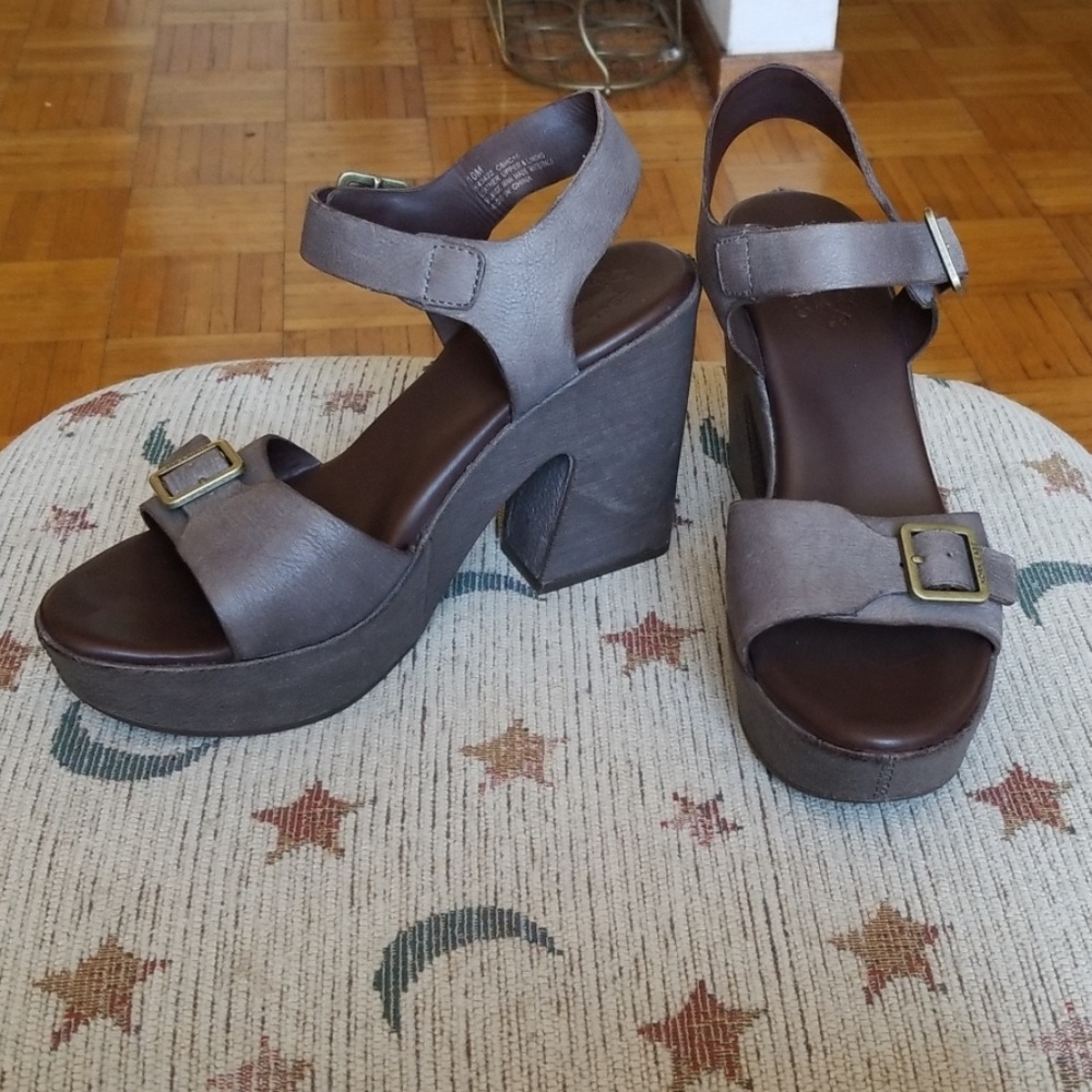 KORK- EASE Kenora Platform Sandals - Grey- SZ 10
